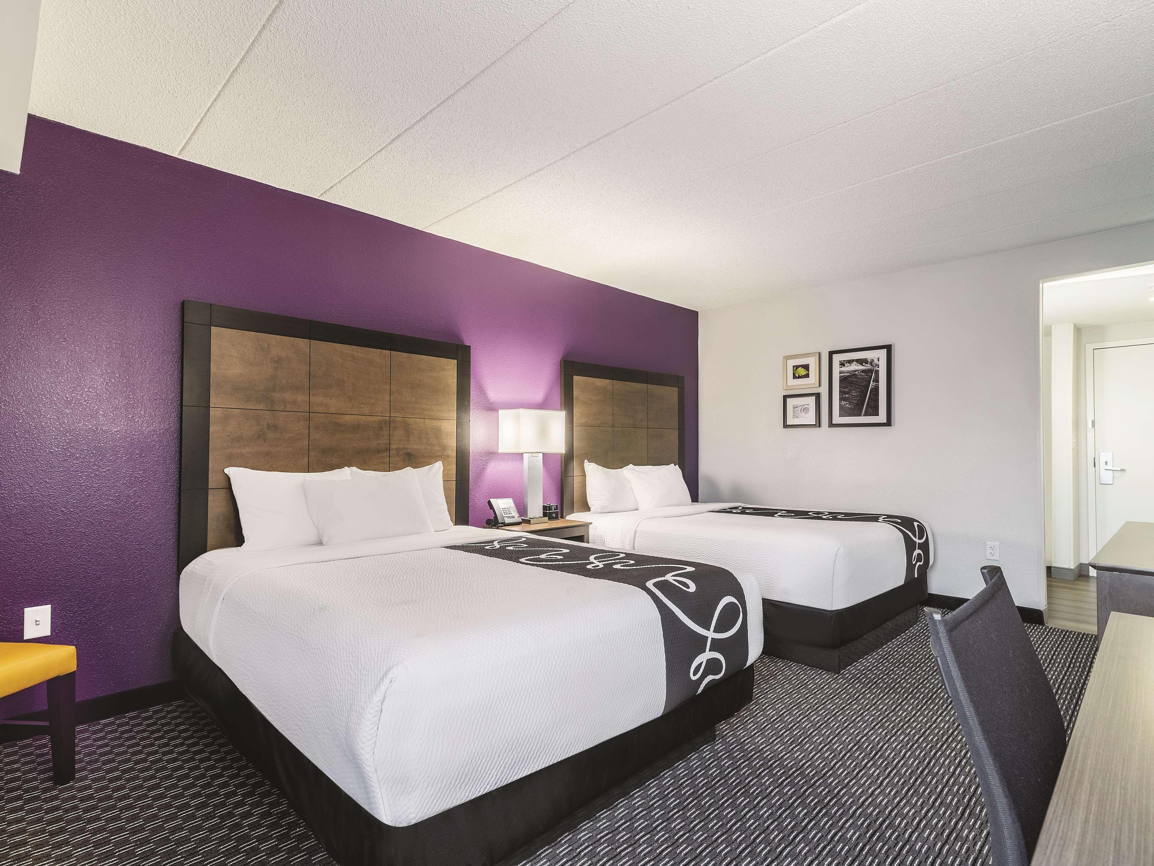 La Quinta By Wyndham Salem Nh Hotell Exteriör bild