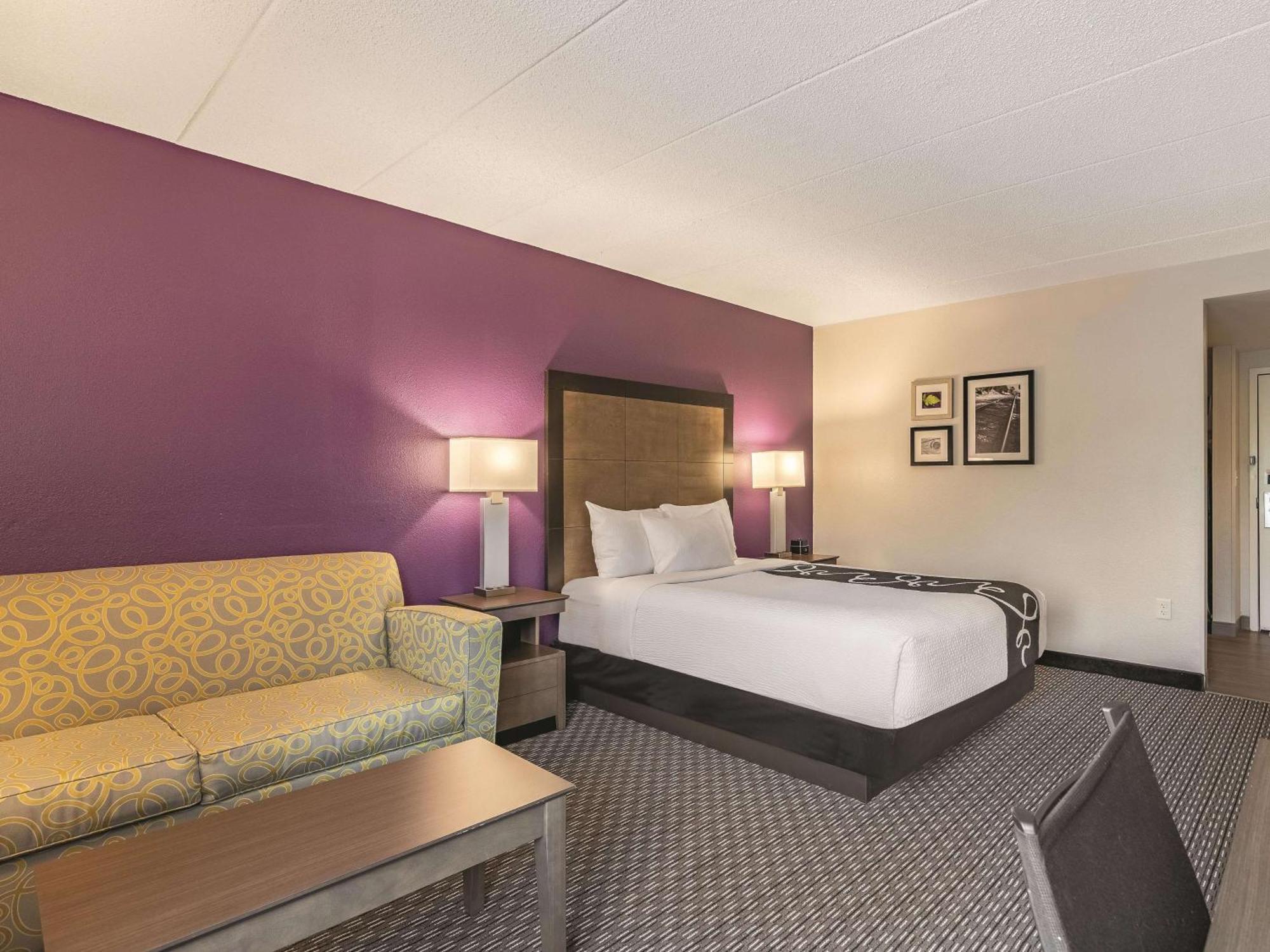 La Quinta By Wyndham Salem Nh Hotell Exteriör bild